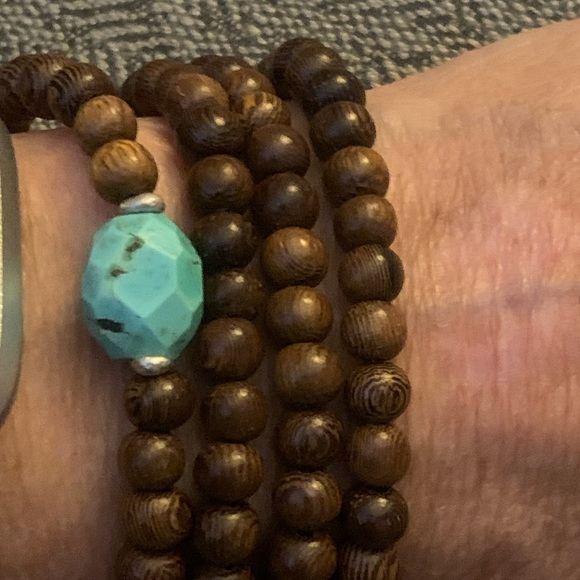 Natural wood bead, Robles wrap bracelet/necklace - Picture 3 of 5